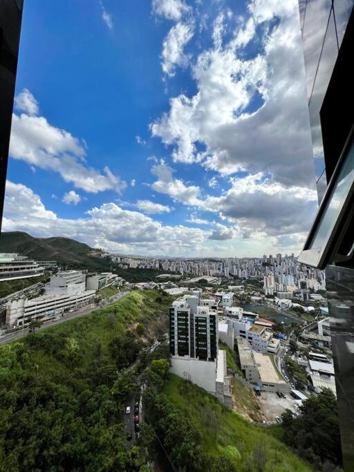 Bh Com Vista Imbativel! Apartment เบโลโอรีซอนชี ภายนอก รูปภาพ